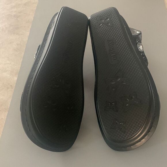 ALEGRIA  Black Sandals 10.5 - Picture 5 of 6